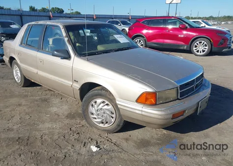 1992 Dodge Spirit z USA, uszkodzony, nr VIN 3B3XA4638NT238159